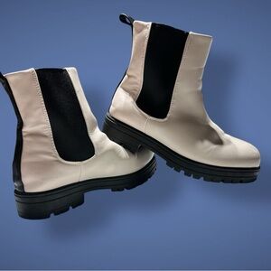 INC International Concepts Black Torie Cream Ankle Boots Women Sz 5M